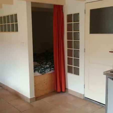 Studio-Appartement In Paardenstal Colijnsplaat Exterior photo